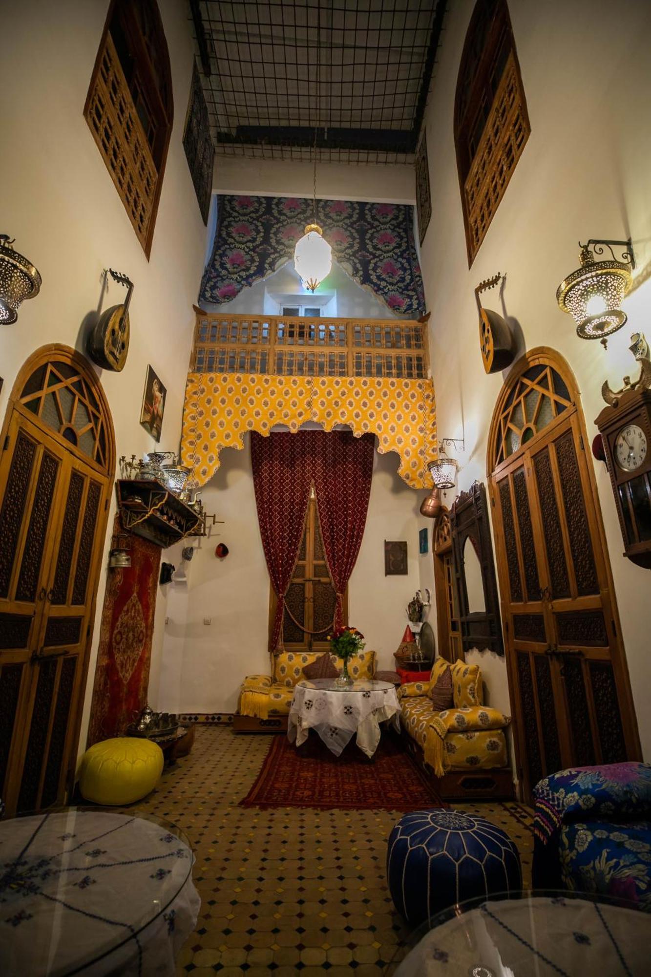 Riad Les Idrissides Chez Lea Фес Екстериор снимка