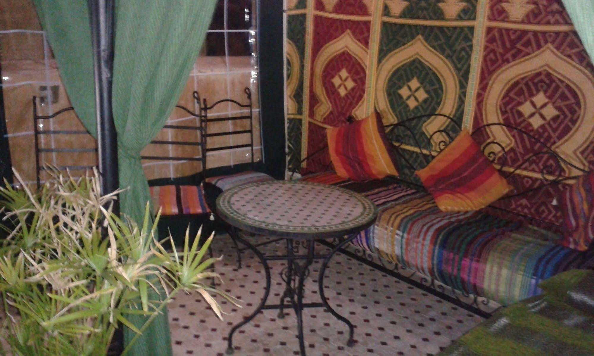 Riad Les Idrissides Chez Lea Фес Екстериор снимка